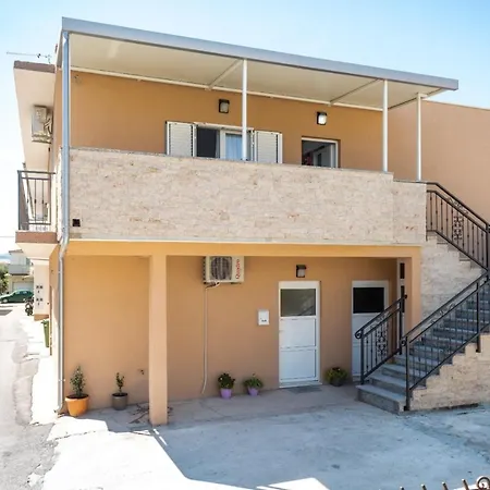 Apartmán Vuletin *