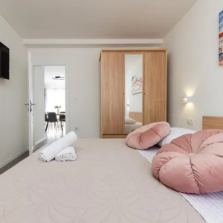 Vuletin Apartmán Kaštela